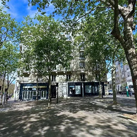Appartamento Cosy Hideaway Near Montparnasse Parigi